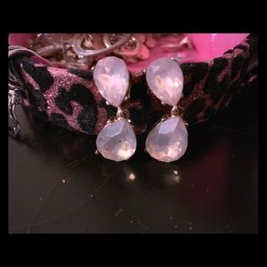 Crystal pierced earrings very simple and pretty